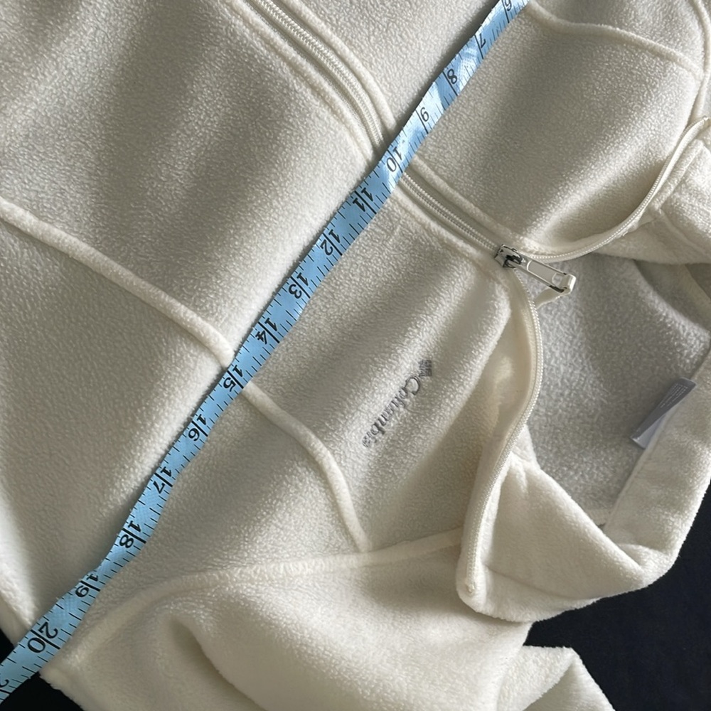 Columbia Women's Cream Fleece Lightweight Jacket - Picture 9 of 10
